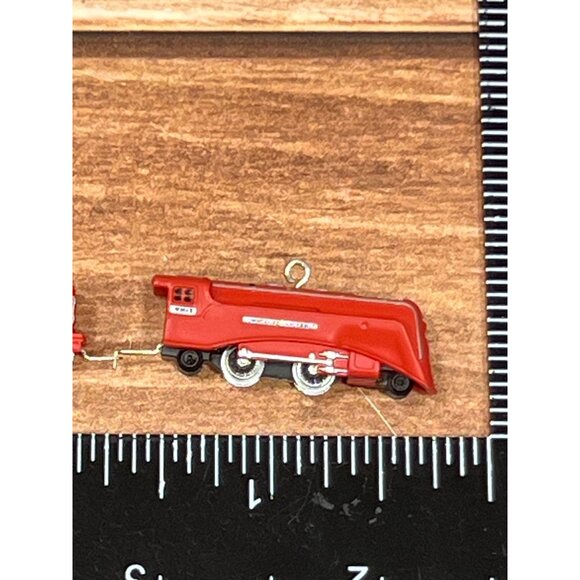 2009 HALLMARK KEEPSAKE MINI ORNAMENT QXM9202 THE RED COMET SET LIONEL TRAINS - Picture 9 of 9